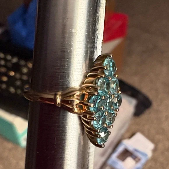 Vintage Blue Zircon Cluster Ring In 10K Solid Yellow Gold - Picture 5 of 8